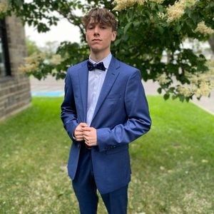 Meet your Posher, Charles